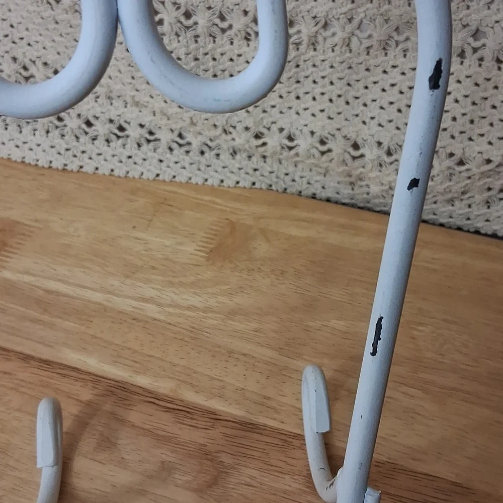 Shabby Chic Easel Stand